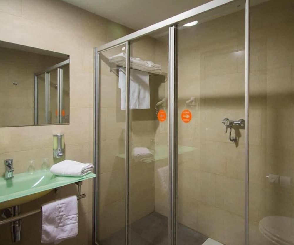 Hotel H2 Ávila Luaran gambar